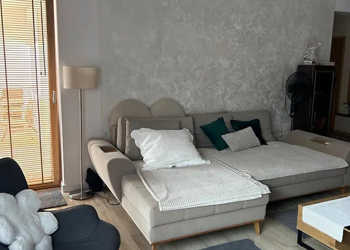 Apartment Nadjeziorna *